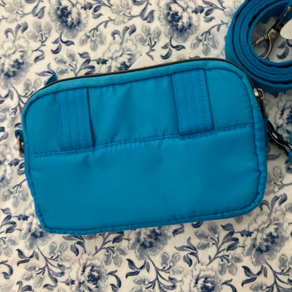 Lug Coupe in Sky Blue - Picture 3 of 4